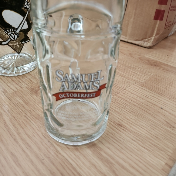 Set of 4 beer steins, Lowenbrau, Becks, Sam Adam's, Pittsburgh Penguins - Picture 4 of 5